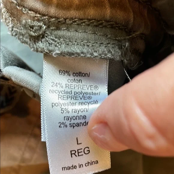 bundle of 2 Maurices Sage green and Blue Ankle Pants - Picture 5 of 6